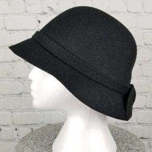 PICABO BLACK | wool bow detail cloche hat